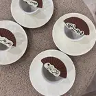 توزيعات شكولاته وورق سكر