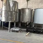 خلاطات 6 طن و15 طن كامل بجميع أغراضها جديده لم تستخدم