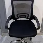 كرسي مكتبي للبيع مستعجل