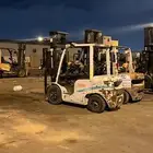 فوركلفت للايجار رافعه شوكيه forklift