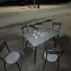 جلسه تراثيه و طاولة طعام