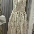 فستان للبيع