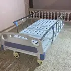 سرير مستشفى للبيع