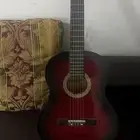 قيتار نضيف جديد مافيه ولا عيب