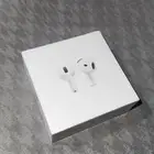 ايربودز 4 جديدة بكرتونها للبيع