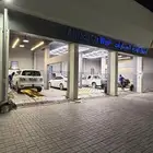 مغسلة ومحل عناية بالسيارات للتقبيل