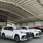 لكزس 2025 LX600 فئة اف سبورت سعودي ابيض لولوي فاتورة ضريبية