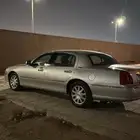 لنكولن تاون كار 2010