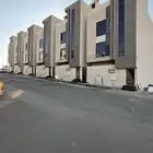 للبيع شقق ارضيه وعلويه بحى حسام خميس مشيط