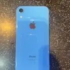 للبيع مستخدم ايفون XR اللون ازرق