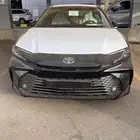 كامري 2025 اسود استاندر