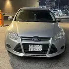 للبيع فورد فوكس 4 سلندر