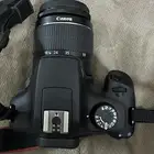 كاميرا كانون