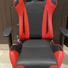 كرسي قيمنق نظيف استخدام بسيط جدا