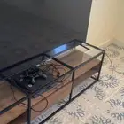 طاولة تلفزيون