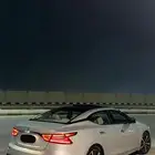 للبيع نيسان مكسيما 2022