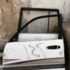 باب لاندكروزر صالون