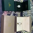 ساعتين الماس بحالة الوكالة