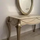 للبيع طاولة مدخل من هوم سنتر جديده