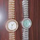 ساعتين للبيع جديدة بالكرتون والضمان