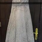 فساتين شبه جديدة للبيع