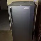 ثلاجة شبه الجديد