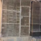للبيع ثلاث شبوك بقلوه لطيور الزينه والحمام