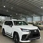 لكزس 2024 LX600 فئة اف سبورت بريمي ماشي 13 الف اخو الاصفار