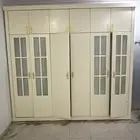 دولاب ملابس مستعمل نضيف السعر 1200 قابل للتفاوض