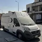 سيارة فود ترك للبيع