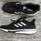 جزمه سوداء ( اديداس )