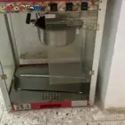مكينة لصنع الفشار بحاله جيده