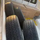 للبيع كفرات بريجستون 205 70 15 هايلكس