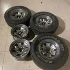 جنود خمسه انضاف بالحيل مايشكن من شي ركب ومش