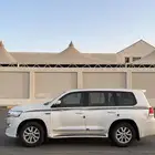 لاندكروزر للبيع
