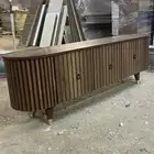 طاولة تلفزيون