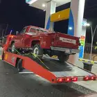 سطحه لنقل جميع السيارات
