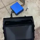 شاشه لاندكروزر 2015مع زر الفلشر نظيفة جدا  مع جهازمضخم صوت