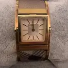 ساعة نسائية بربري الأصلية صناعة سويسري