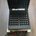 ماكينة صنع الوافل كبيرة الكهربائية