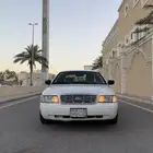 فورد فكتوريا 2011 ( بوليسي )