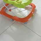مشاية اطفال