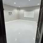 غرف عزاب جديدة للإيجار