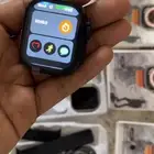 ثلاث ساعات شبيهة ابل بالمميزات و الخواص