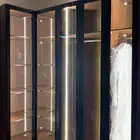 دولاب ملابس زاويه زجاج