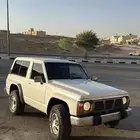 نيسان سفاري