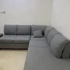 كنب رمادي حرف L