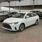 تويوتا يارس فئة Y بلس بنزين 2026