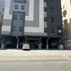 شقة 4 و 5 غرف للإيجار( جديدة )حي جوهرة المروة الجديد
