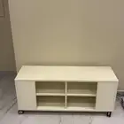 طاولة تلفاز ايكيا
